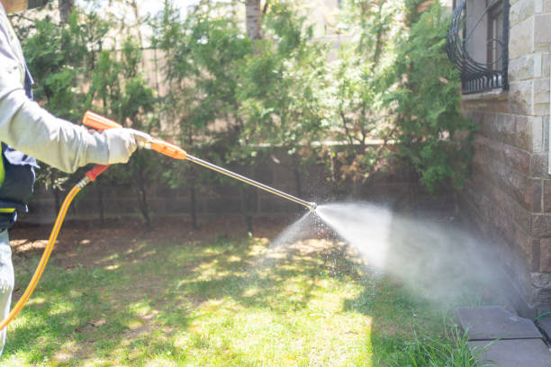 Best Pest Control for Businesses  in Le Grand, CA